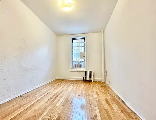 Rented by Century 21 Premier  | media 4
