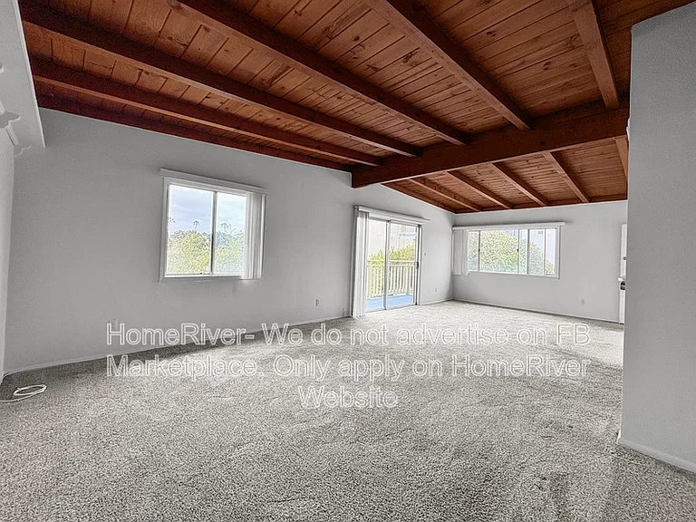 3516 Ocean Dr — Photo 13
