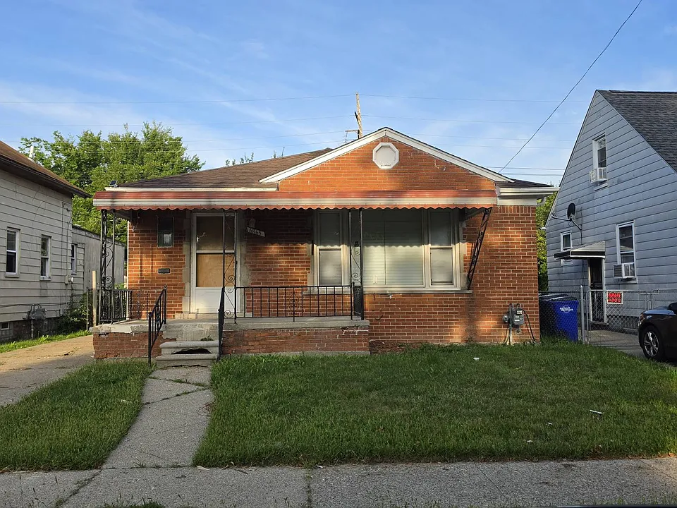 6865 Faust Ave