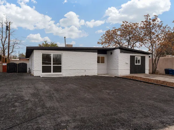 1126 Gretta St NE, Albuquerque, NM 87112