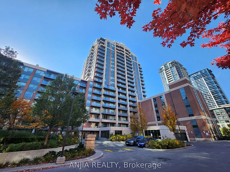 18 Uptown Dr #901 — Photo 2