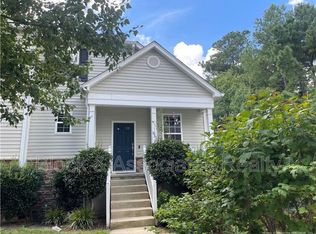 112 Summit Oaks Ln, Holly Springs, NC 27540