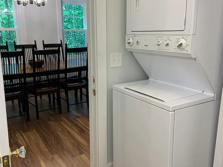 22 Maple St — Photo 17