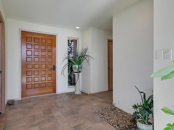5th image of 62 Calle Del Sol