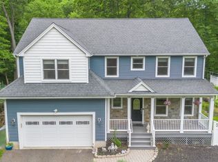 88 Mathews Ave, Riverdale Boro, NJ 07457