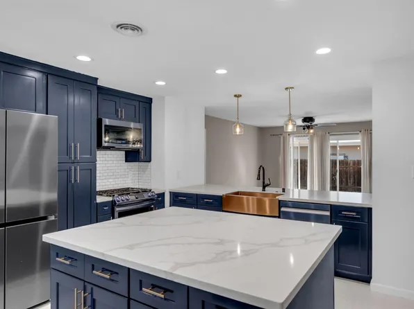 6926 Sylvan Rd, Citrus Heights, CA 95610