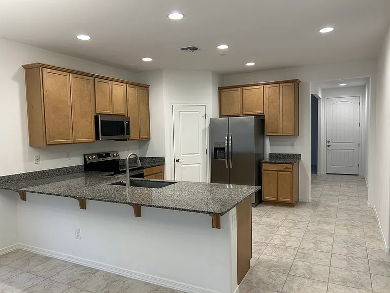 32417 N 122nd Ln — Photo 5