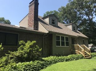 1196 Old Fall River Rd, Dartmouth, MA 02747