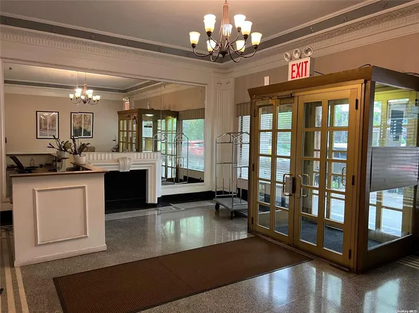 1825 Foster Avenue #4G, Brooklyn, NY 11230