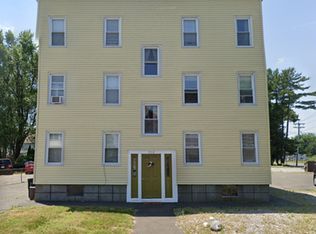 268 Hampden St APT 3L, Chicopee, MA 01013