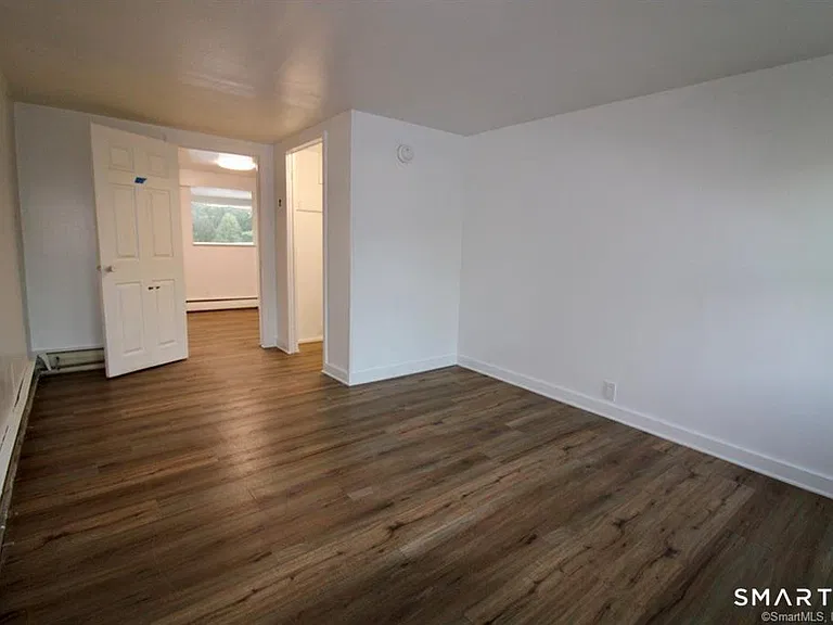 525 Boston Post Rd #1 — Photo 5