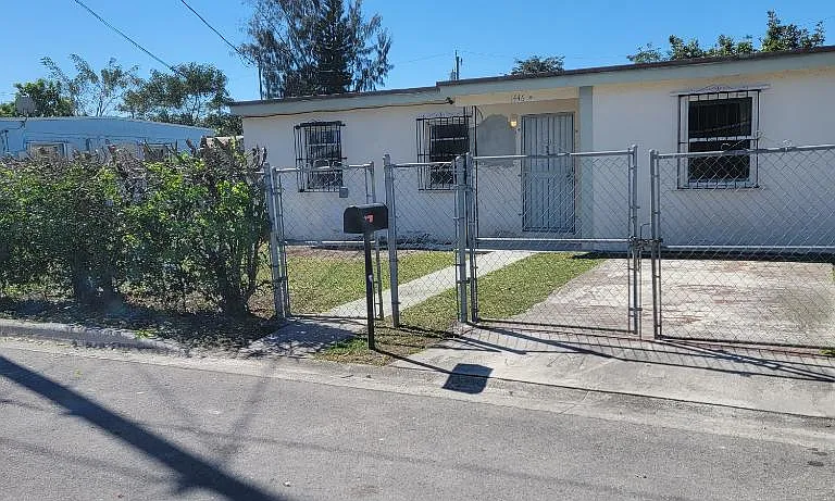 1446 NW 7th Pl #0 — Photo 6