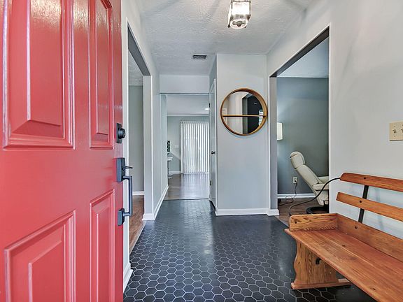5th image of 5253 Magnolia Oaks Ln