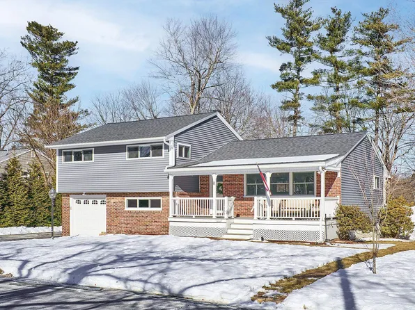 8 Ansel Street, Salem, NH 03079