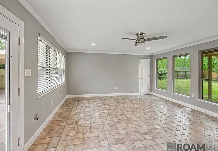 15616 Council Ave — Photo 7
