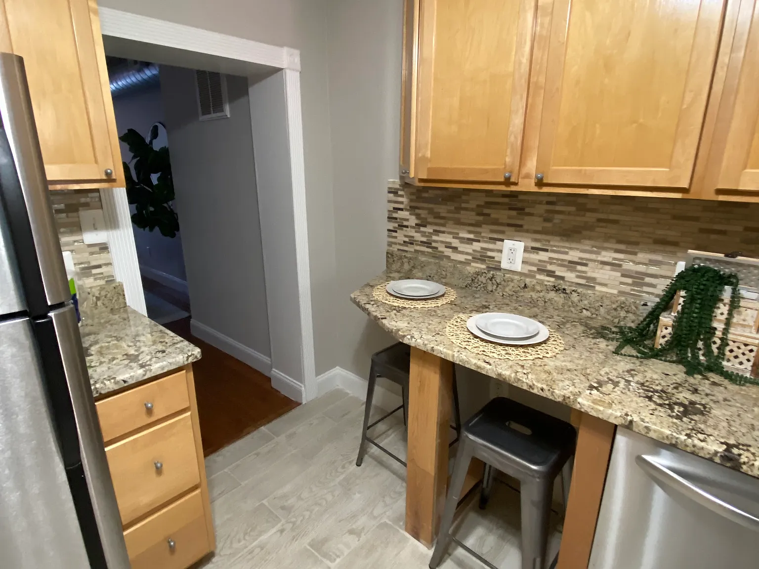 1 bed, 1088 sqft, $2,350 — Photo 4