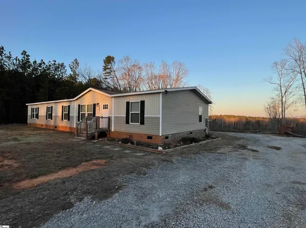 2532 Torrington Rd, Laurens, SC 29360