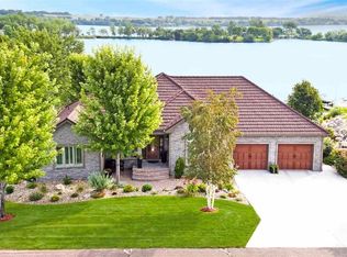 6344 Harbor Way, Wentworth, SD 57075