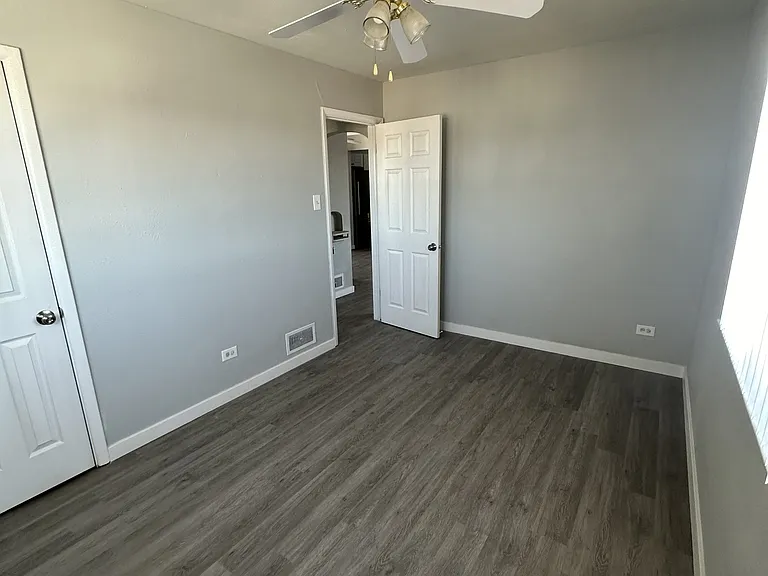 3680 Locust St — Photo 7