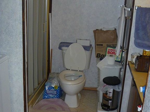 4th image of 1366 Alonda Ln NE