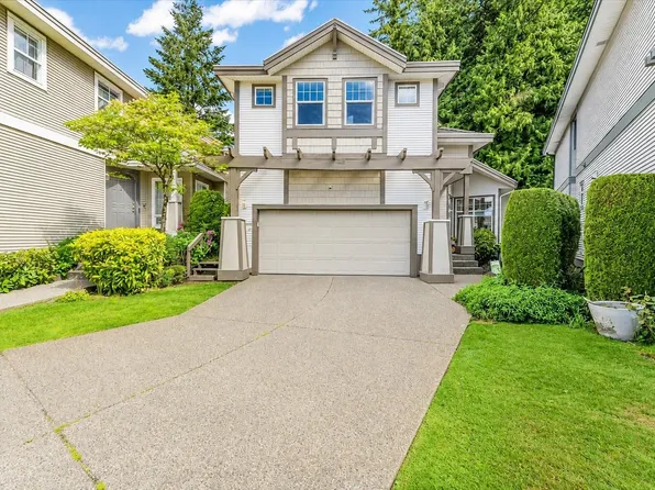 1705 Arbutus Pl, Coquitlam, BC V3E 3K2