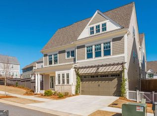 906 Bingham St, Woodstock, GA