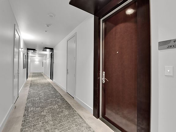 2nd image of 4575 Dean Martin Dr