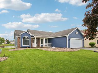 23 Cornwall Xing, Rochester, NY 14624