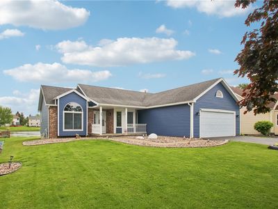 23 Cornwall Xing, Rochester, NY, 14624