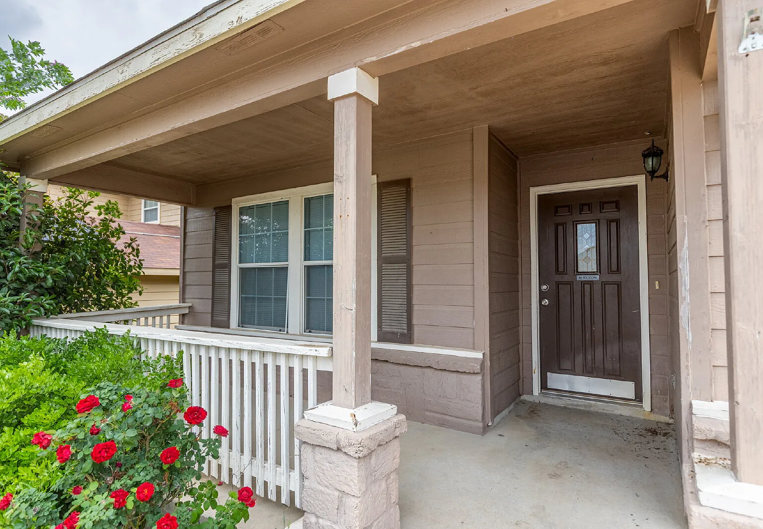 4 bed, 2.5 bath, 2550 sqft, $1,850 — Photo 4