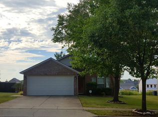 125 White Oak Trce, Lexington, KY 40511