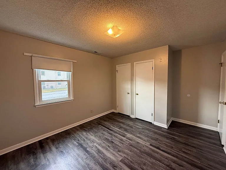 2310 Indian Dr — Photo 6
