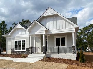 120 Beacon Ridge Dr, West End, NC 27376