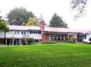 4 Weebetook Ln, Cincinnati, OH 45208