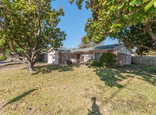 4001 Windsor Dr, Garland, TX 75042