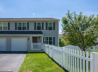 1022 Saylor Dr, Temple, PA 19560