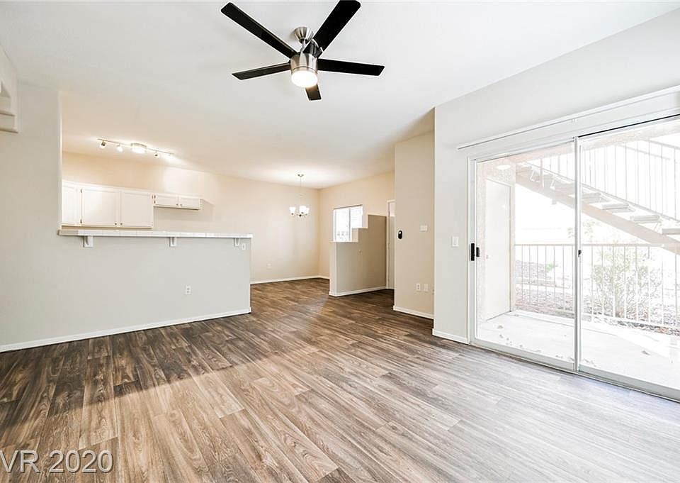 1st image of 2110 N Los Feliz St #1047