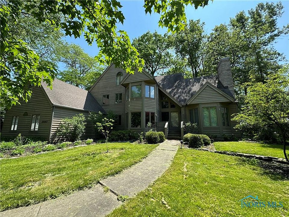 1st image of 25867 Edinborough Cir