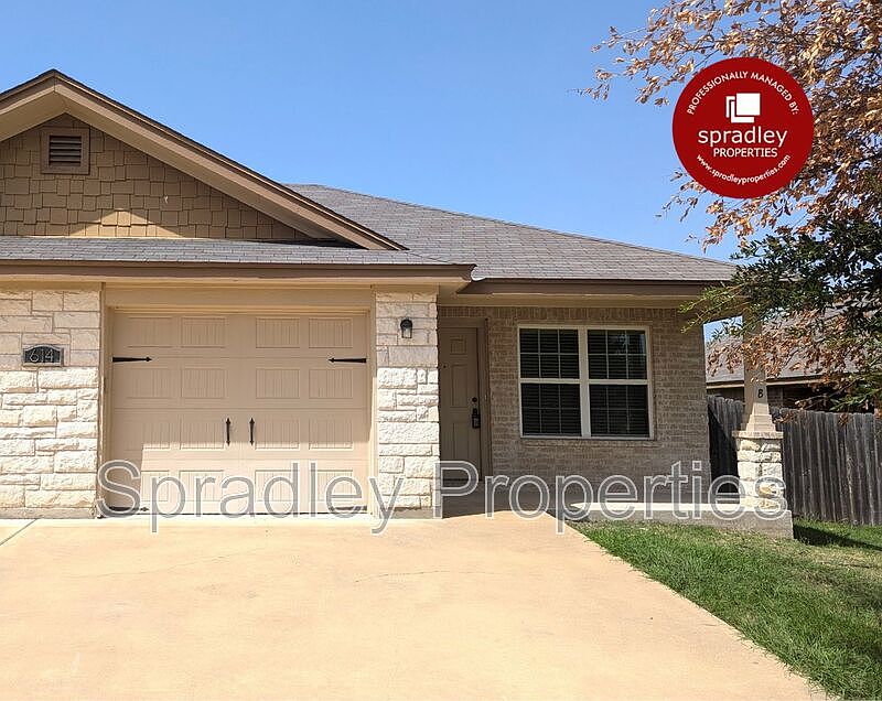 1st image of 614B Paseo Del Plata