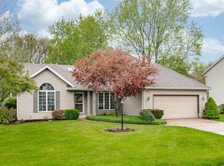 54547 Sagewood Dr, Mishawaka, IN 46545