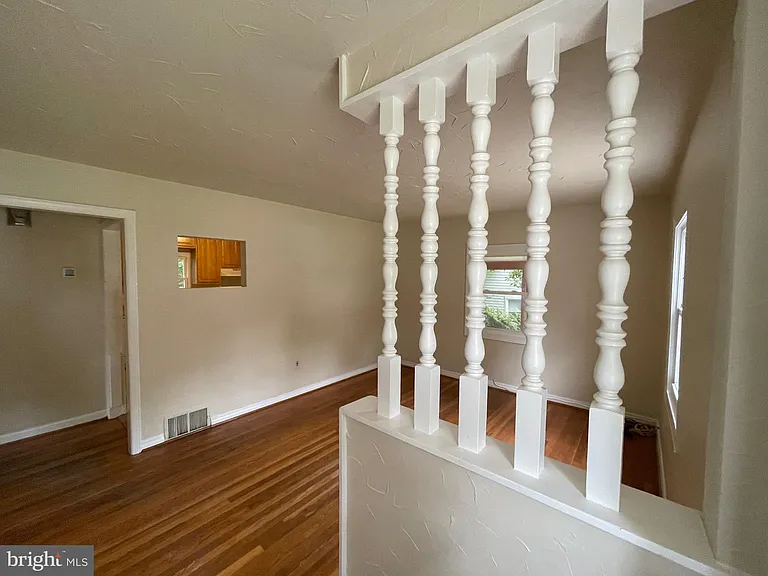 11700 Goodloe Rd — Photo 3