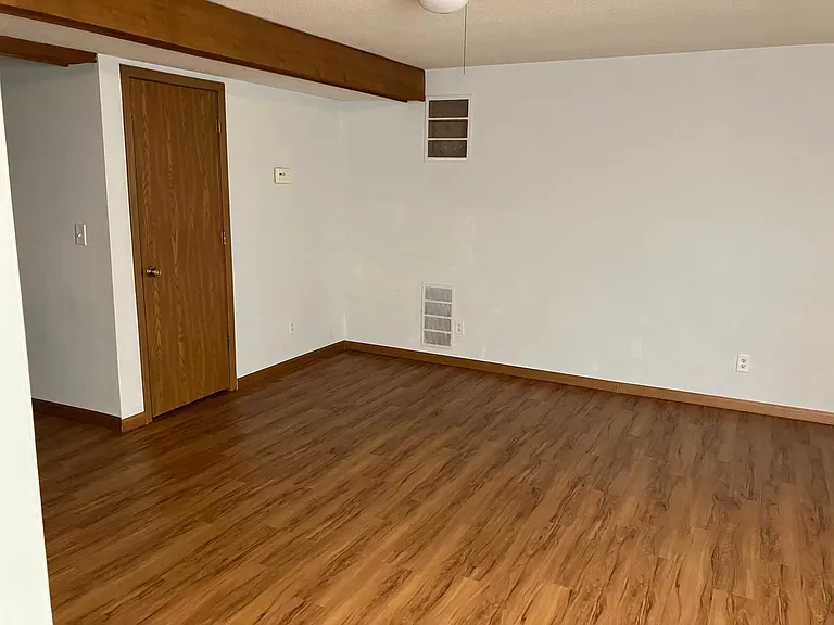 6306 Fairfield Rd — Photo 4