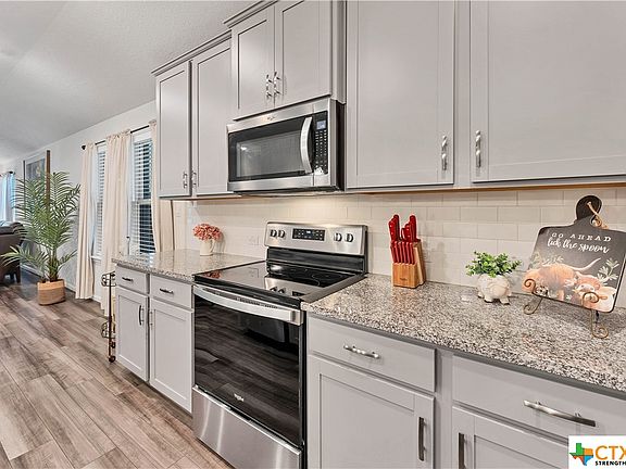 5th image of 3001 Sonoma Blvd