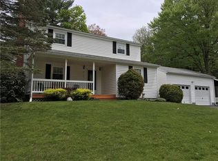 3 Hill Dr, South Berwick, ME 03908
