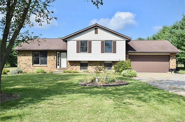 1st image of 1107 E Liberty Prairie Ln
