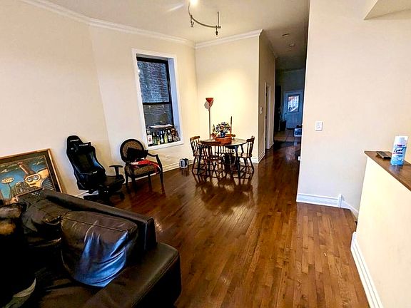 2nd image of 2105 S Ashland Ave #1