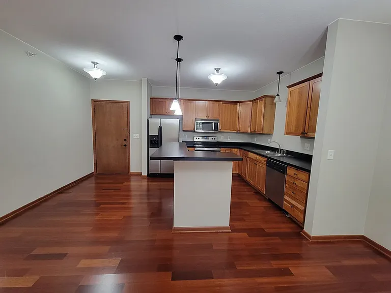 3251 Louisiana Ave S #116 — Photo 2