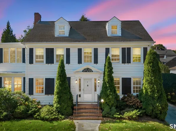 9 Shirley Lane, New London, CT 06320