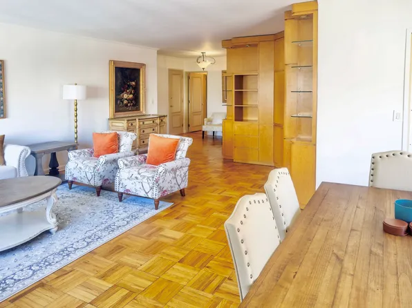 166 East 63rd Street image 18 of 25