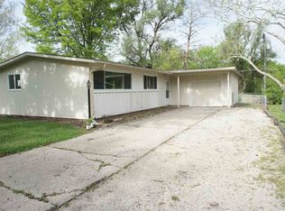 3355 SW Mayo Ave, Topeka, KS 66611